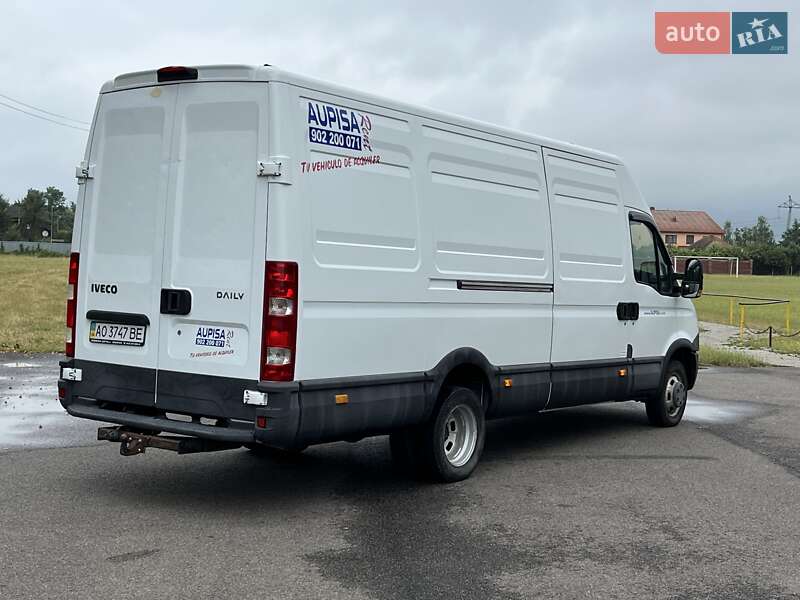 Грузовой фургон Iveco Daily 2012 в Мукачево