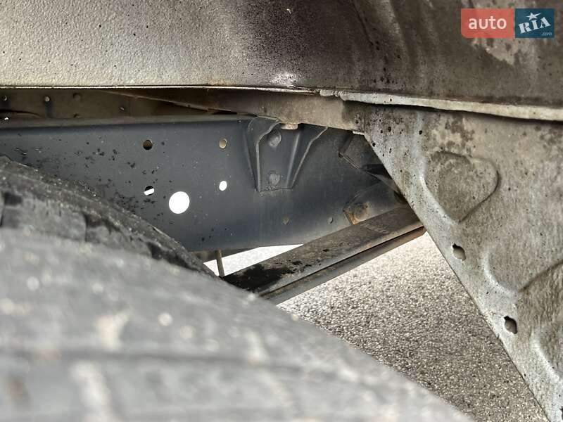 Грузовой фургон Iveco Daily 2012 в Мукачево