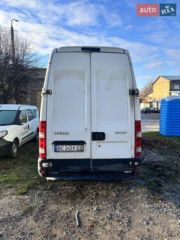 Микроавтобус грузовой (до 3,5т) Iveco Daily 2013 в Киеве фото 6 Микроавтобус грузовой (до 3,5т) Iveco Daily 2013 в Киеве