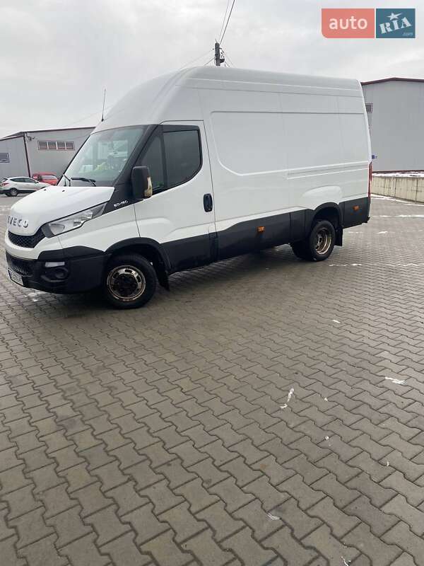 Вантажний фургон Iveco Daily 2019 в Львові
