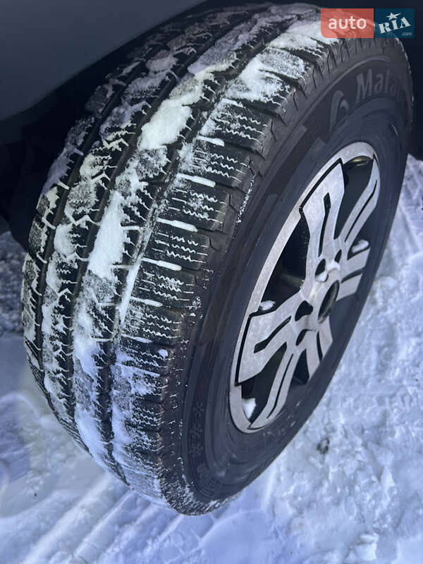 Автовоз Iveco Daily 2016 в Луцке