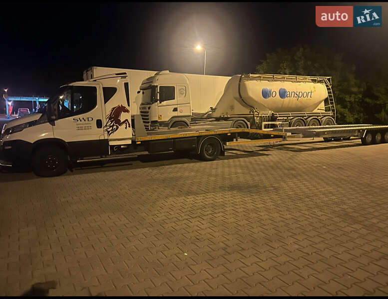 Автовоз Iveco Daily 2017 в Дубно