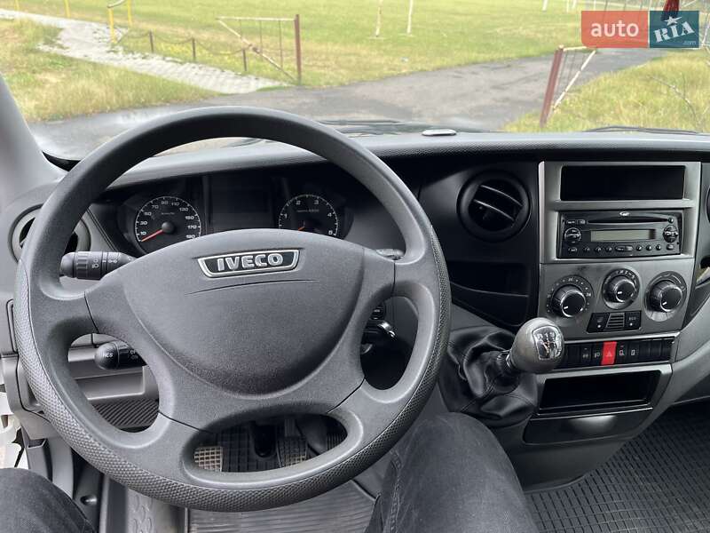 Микроавтобус грузовой (до 3,5т) Iveco Daily 2012 в Мукачево