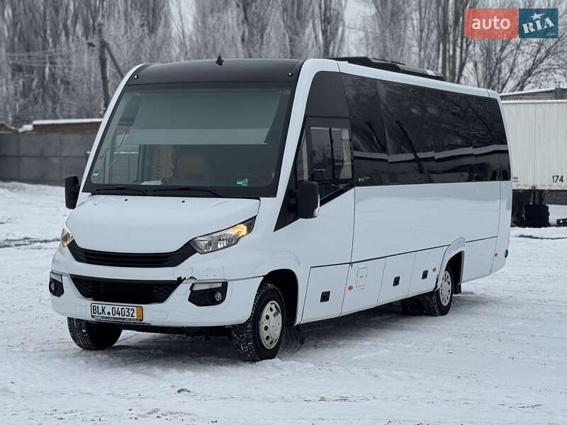 Туристический / Междугородний автобус Iveco Daily 2018 в Житомире фото Туристический / Междугородний автобус Iveco Daily 2018 в Житомире