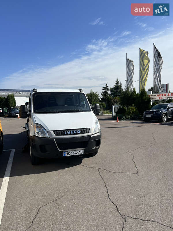 Автовоз Iveco Daily 2015 в Ровно
