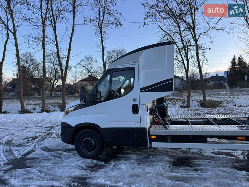 Автовоз Iveco Daily 2018 в Яворове