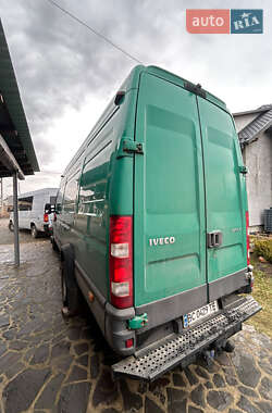 Грузовой фургон Iveco Daily 2012 в Львове