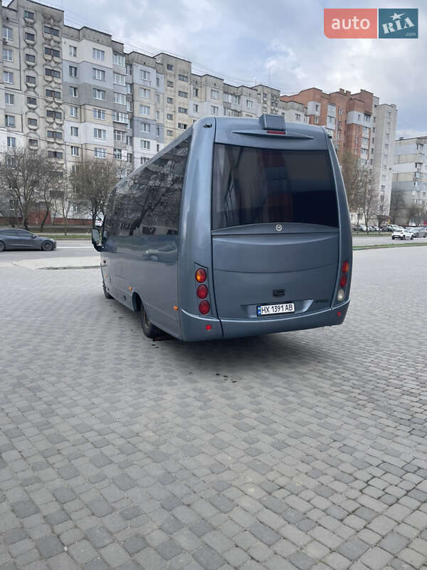 Туристический / Междугородний автобус Iveco Daily 2011 в Хмельницком фото 11 Туристический / Междугородний автобус Iveco Daily 2011 в Хмельницком