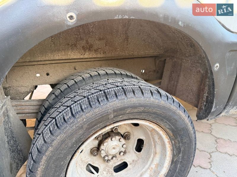 Грузовой фургон Iveco Daily 2004 в Львове