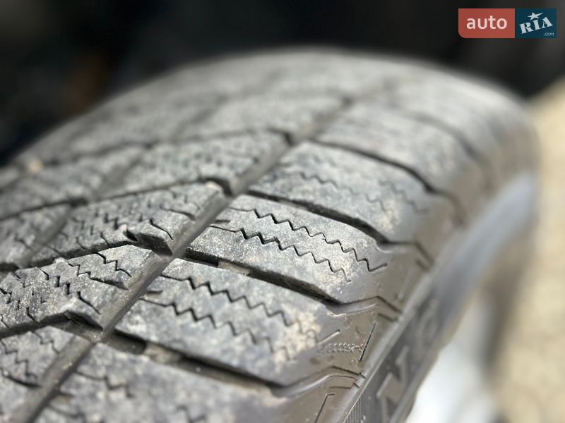 Тентованый Iveco Daily 2020 в Хусте