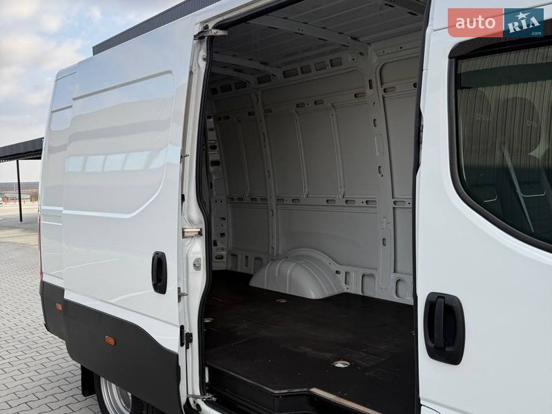 Грузовой фургон Iveco Daily 2022 в Дубно