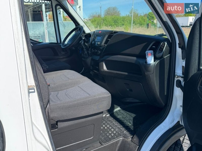 Грузовой фургон Iveco Daily 2019 в Радехове