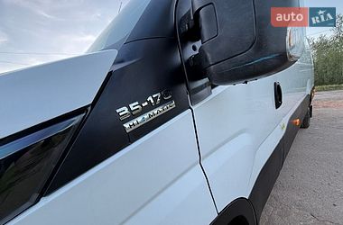 Грузовой фургон Iveco Daily 2016 в Трускавце