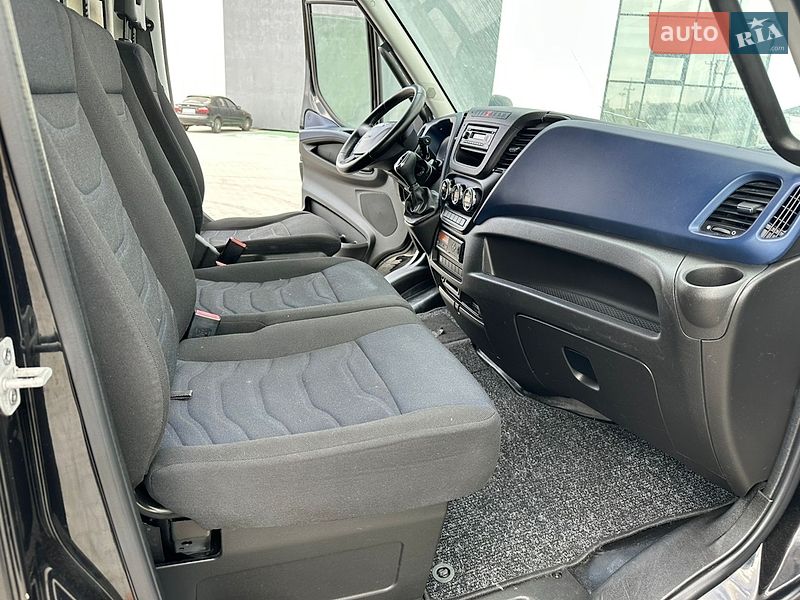 Грузовой фургон Iveco Daily 2017 в Львове