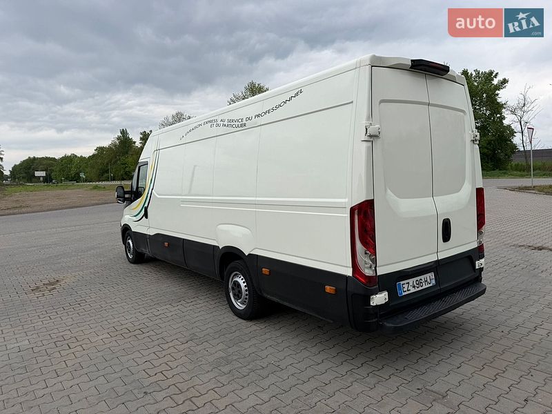 Грузовой фургон Iveco Daily 2018 в Черновцах