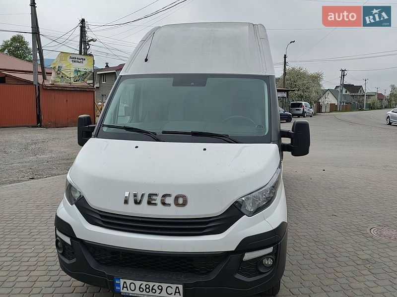 Грузовой фургон Iveco Daily 2019 в Тячеве