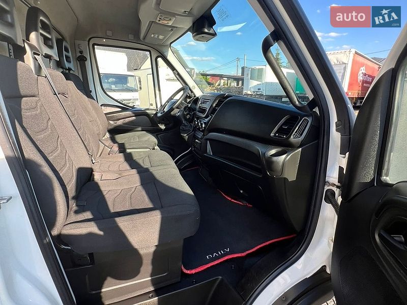 Грузовой фургон Iveco Daily 2016 в Луцке