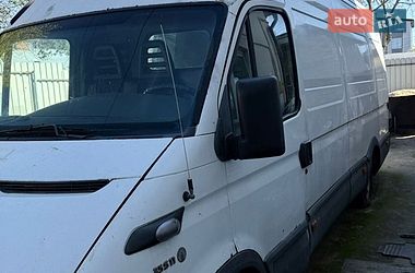 Грузовой фургон Iveco Daily 2006 в Львове