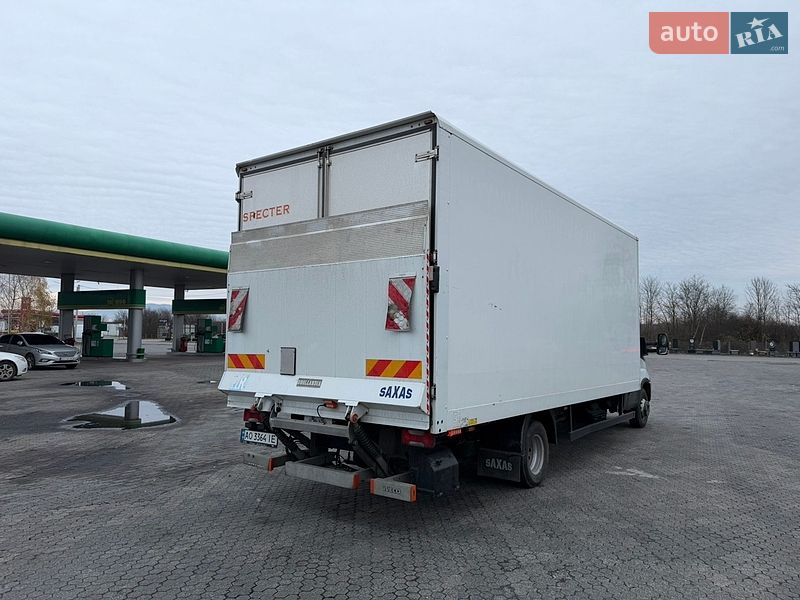 Вантажний фургон Iveco Daily 2019 в Ужгороді