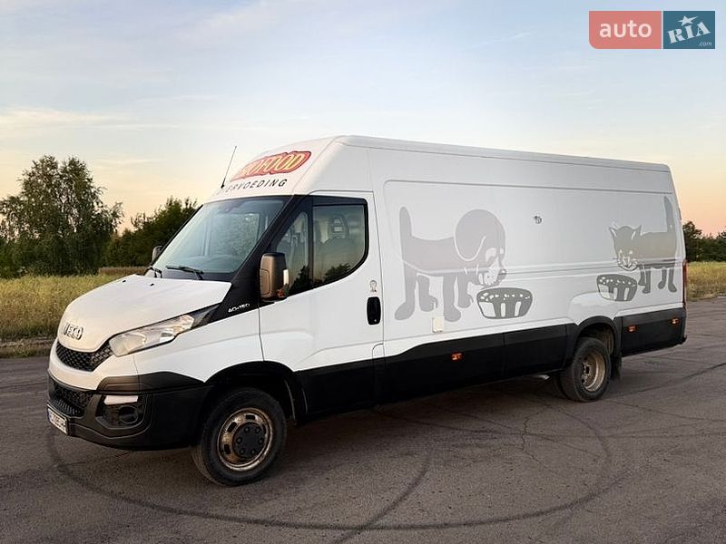 Грузовой фургон Iveco Daily 2015 в Любешове