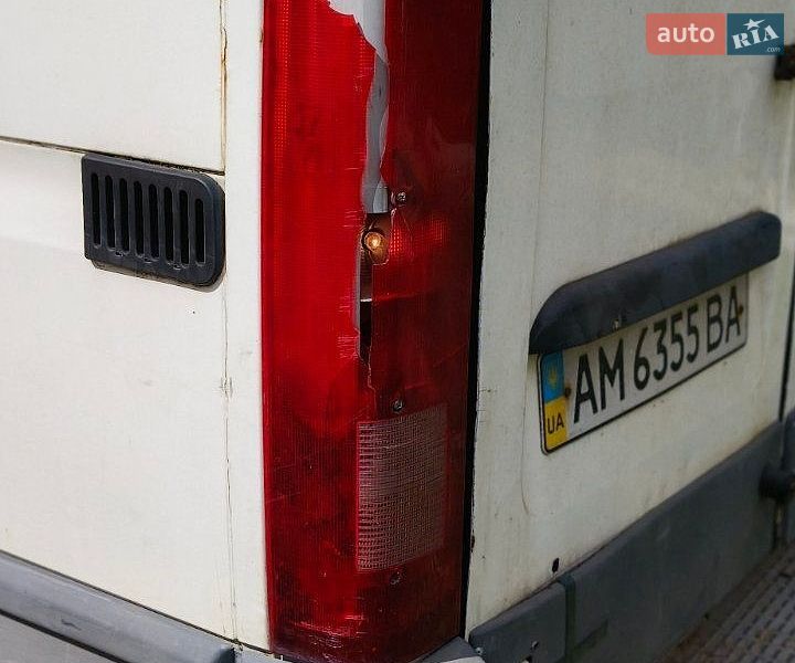 Микроавтобус грузовой (до 3,5т) Iveco Daily 2001 в Житомире