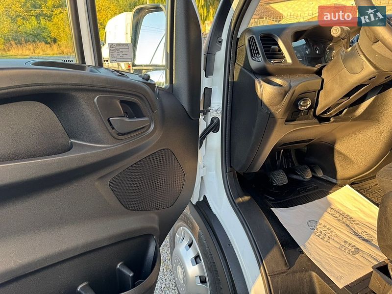 Микроавтобус грузовой (до 3,5т) Iveco Daily 2014 в Бердичеве