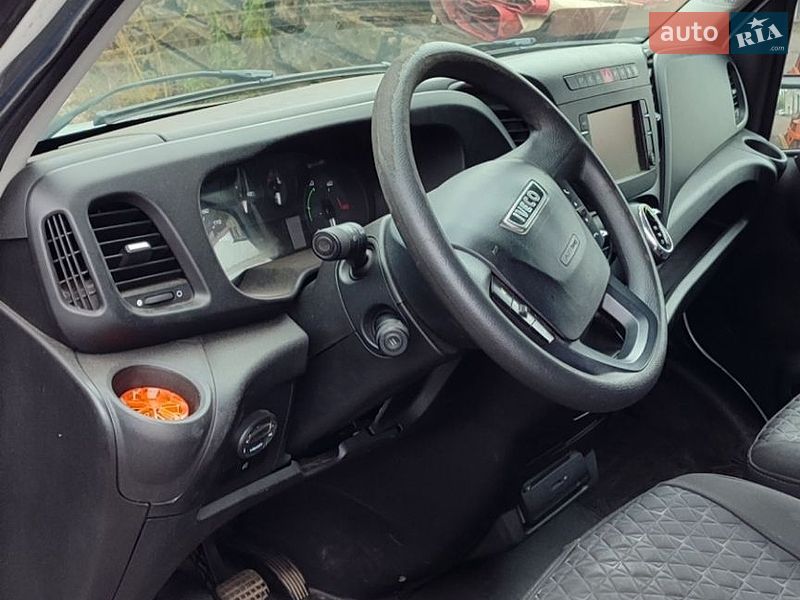 Грузовой фургон Iveco Daily 2015 в Шепетовке