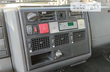Вантажний фургон Iveco EuroCargo 1997 в 