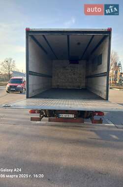 Вантажний фургон Iveco EuroCargo 2003 в Харкові