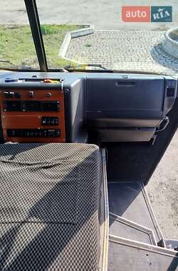Приміський автобус Iveco EuroCargo 1995 в 
