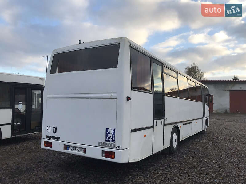 Приміський автобус Iveco EuroCargo 1998 в Львові