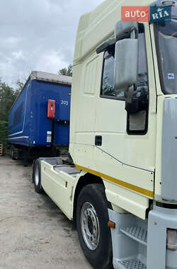 Тягач Iveco EuroStar 2002 в 