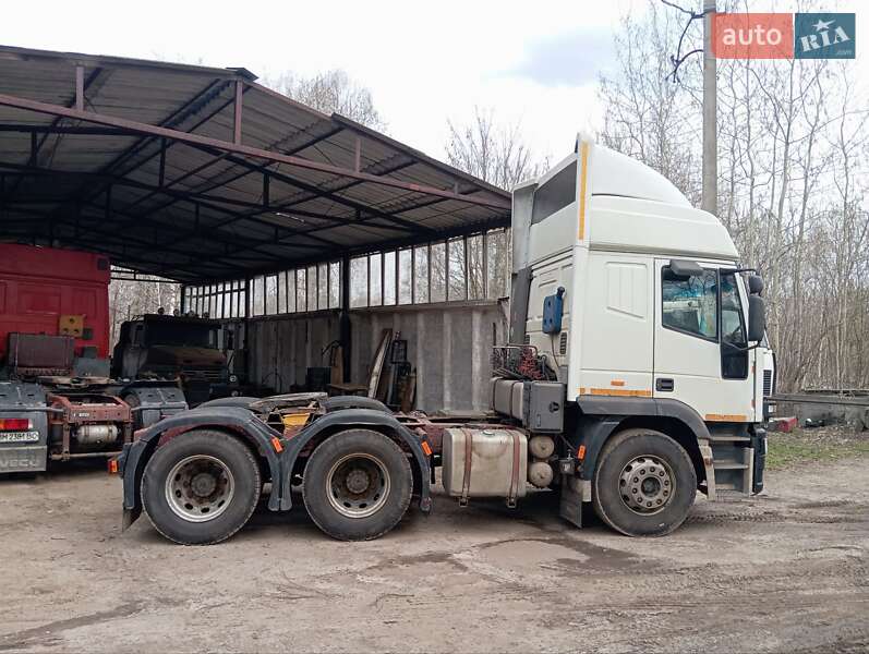 Тягач Iveco EuroTech 2000 в 