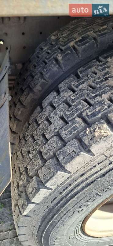 Евакуатор Iveco EuroTech 2001 в Києві
