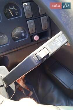 Тентованый Iveco EuroTech 2001 в 