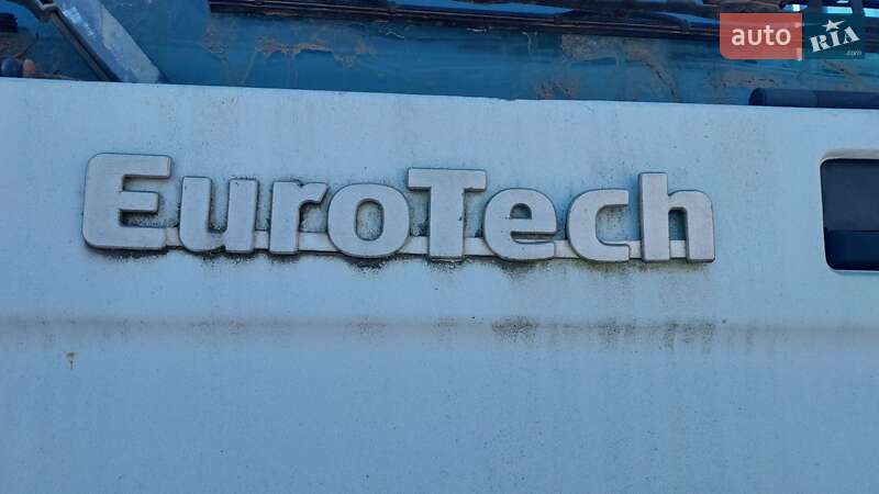 Грузовой фургон Iveco EuroTech 1995 в Ровно