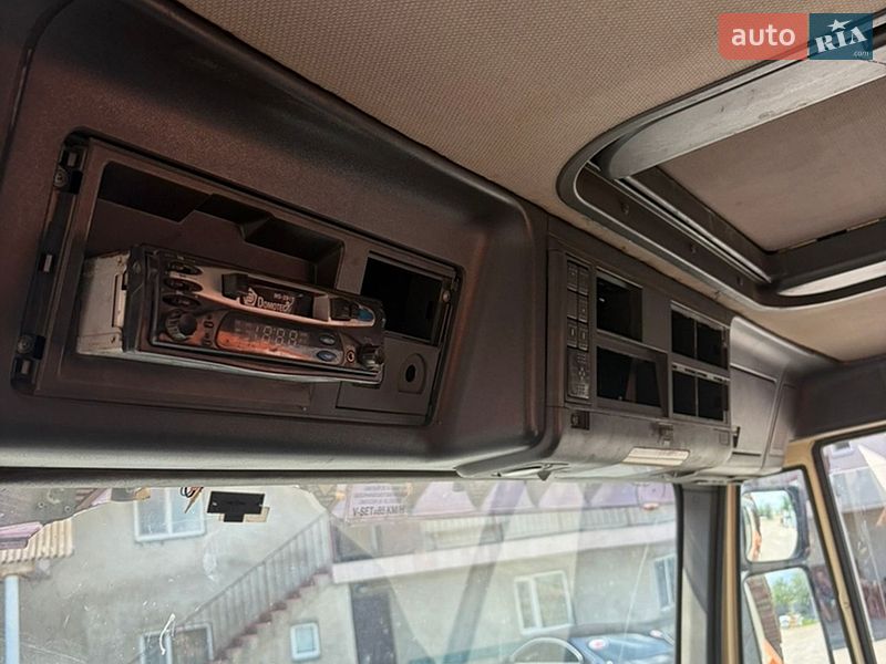 Самосвал Iveco EuroTech 1998 в Ирпене