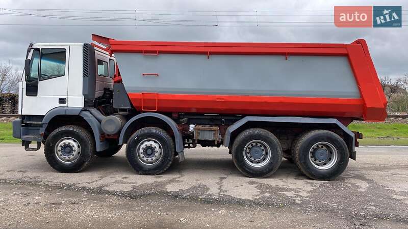 Самосвал Iveco EuroTrakker 2004 в Одессе