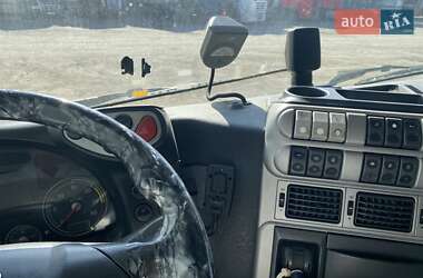 Тягач Iveco Magirus 2009 в 