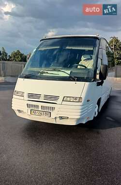 Туристичний / Міжміський автобус Iveco Mago 2000 в 