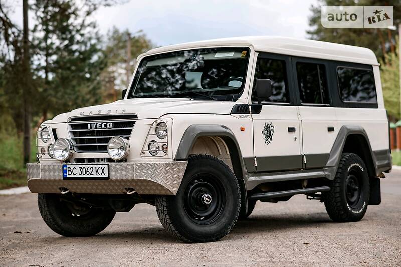 Позашляховик / Кросовер Iveco Massif 2010 в 