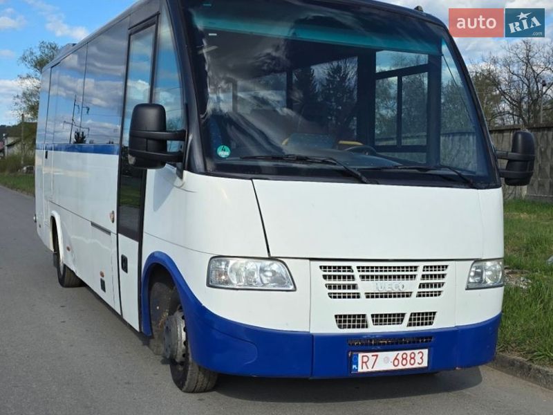 Туристический / Междугородний автобус Iveco Rapido 2009 в Дрогобыче