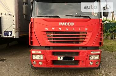 Тягач Iveco Stralis 2005 в Іршаві