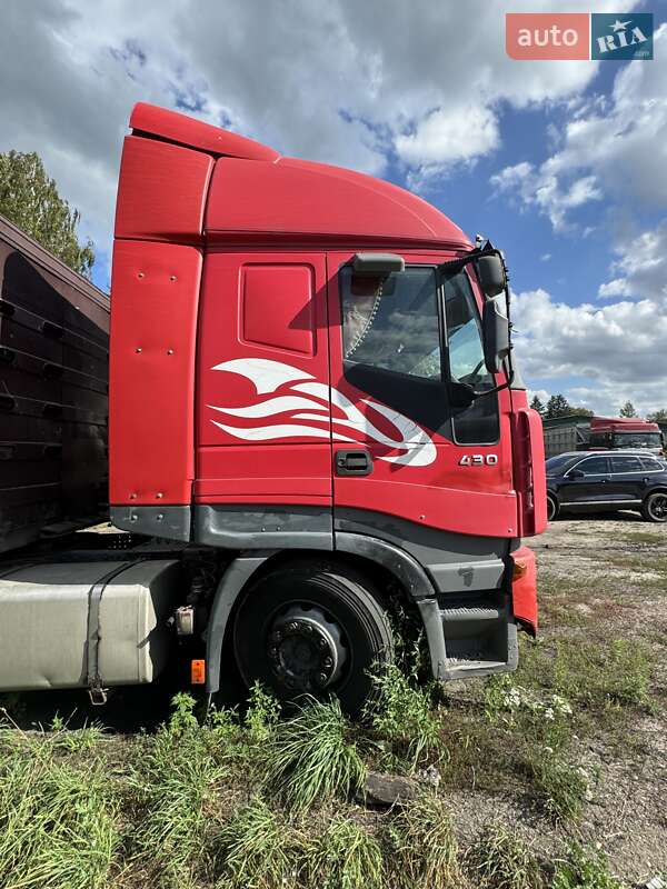 Для перевозки животных Iveco Stralis 2006 в Нежине