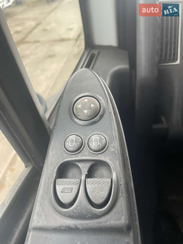 Контейнеровоз Iveco Stralis 2010 в Львові