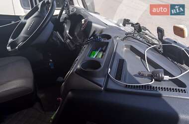 Тягач Iveco Stralis 2011 в 