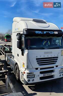 Вантажний фургон Iveco Stralis 2006 в 