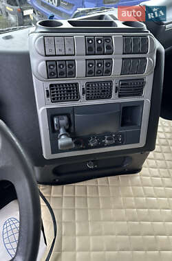 Тягач Iveco Stralis 2011 в 
