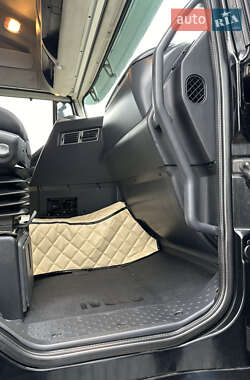 Тягач Iveco Stralis 2011 в 