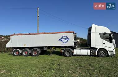 Тягач Iveco Stralis 2015 в Черновцах